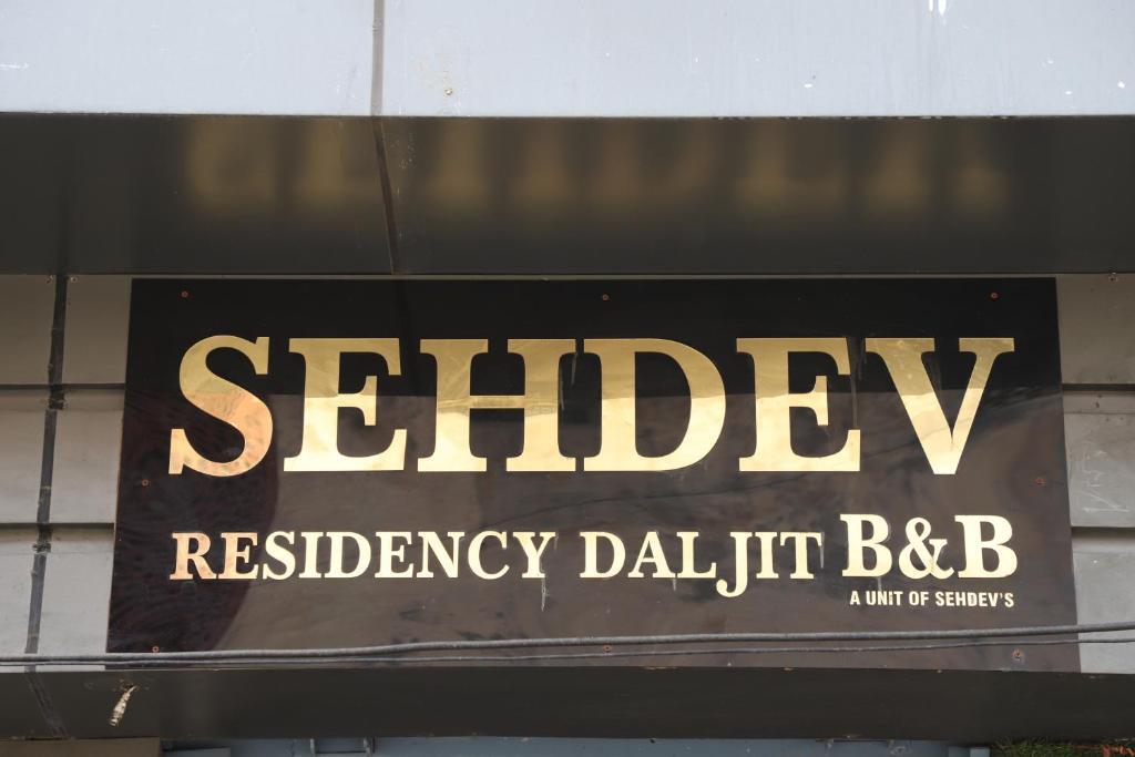 Sehdev B&B 850 Meter From Golden Temple — фото 1