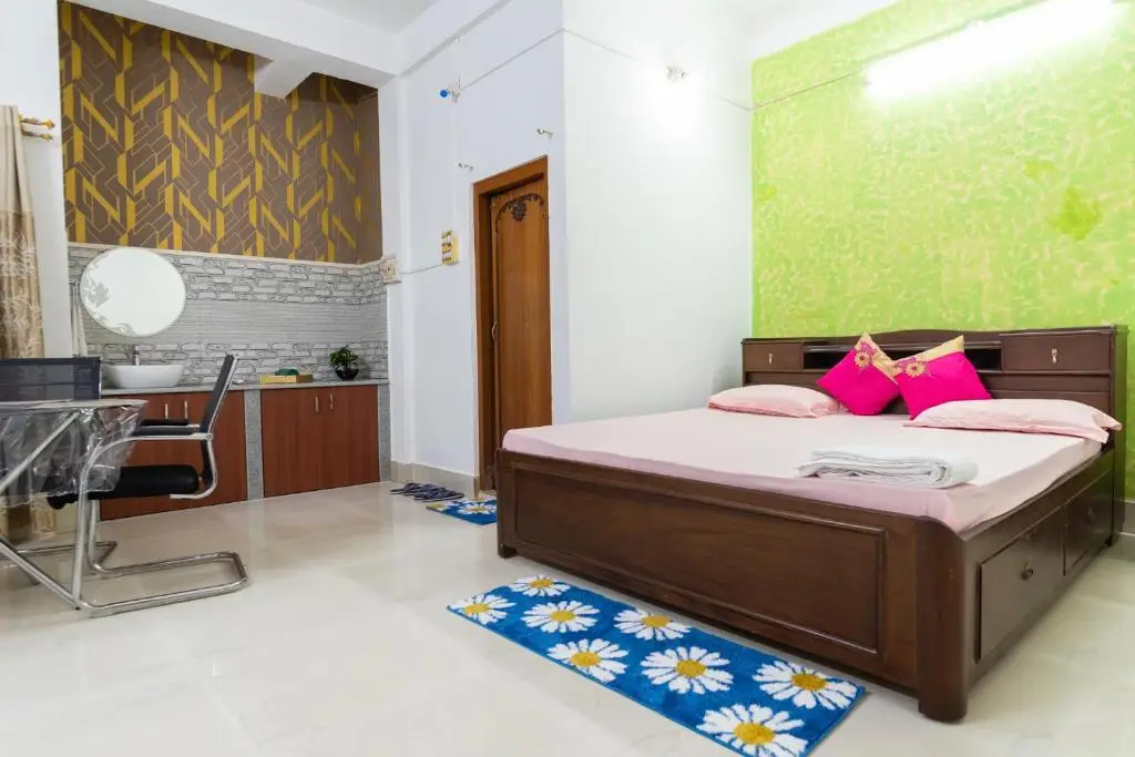 Дибругарх: Trinayan Guest House