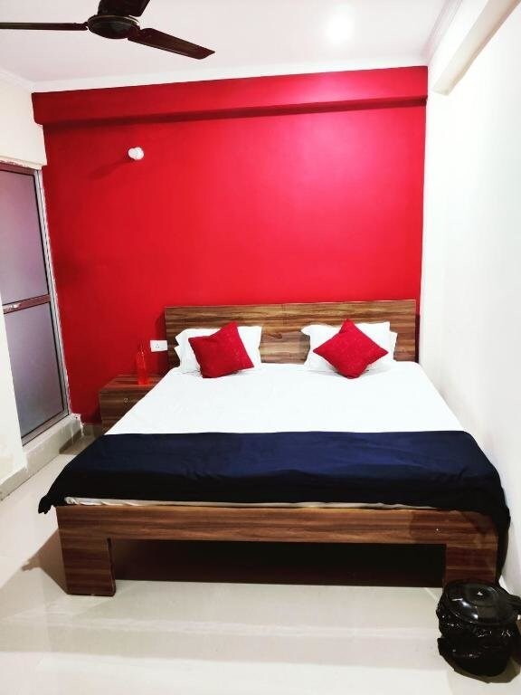 Лакхнау: Sainik guest house