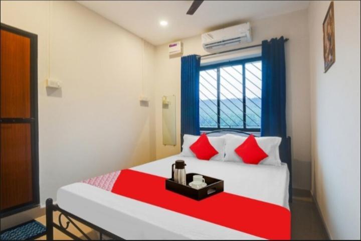 Верем: Gangaram guest house - 1bhk, 2bhk flat nearby Baga, Anjuna, chapora Beaches