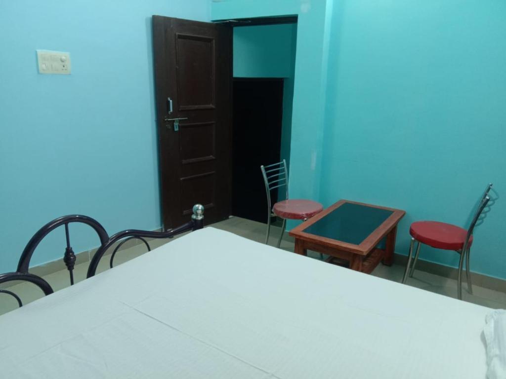 Лакхнау: Room in Holiday house - Janardan Homestay Lucknow