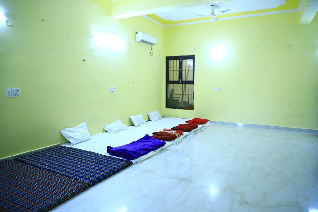 Матхура: Shivraj Homestay