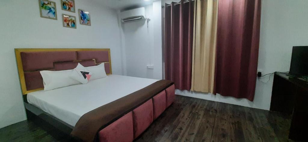 Гувахати: THE PALM SUITES , Luxury Rooms Suites INCREDIBLE NORTHEAST TOURISM
