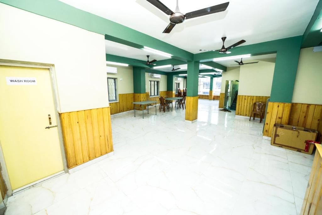 Rishika AC Banquet And Guest House — фото 1