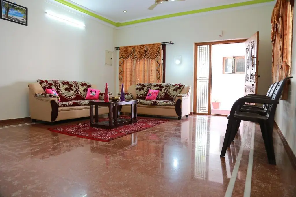 Коимбатур: Coimbatore Home Stay & Serviced Apartment