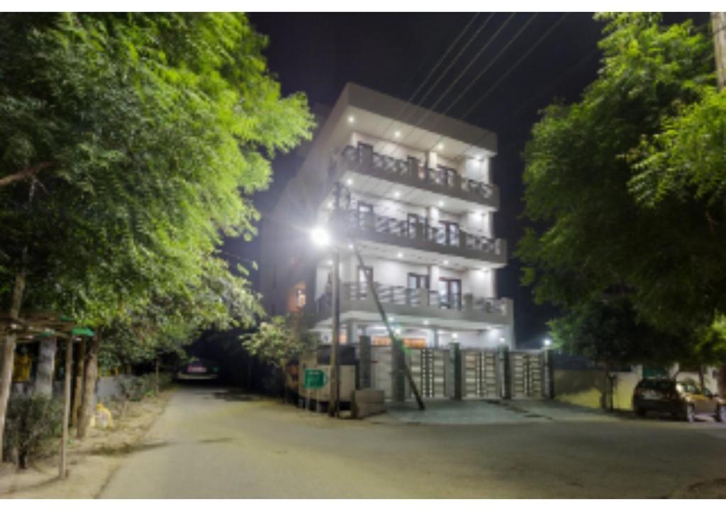 Olive Service Apartments - City Centre Noida — фото 1