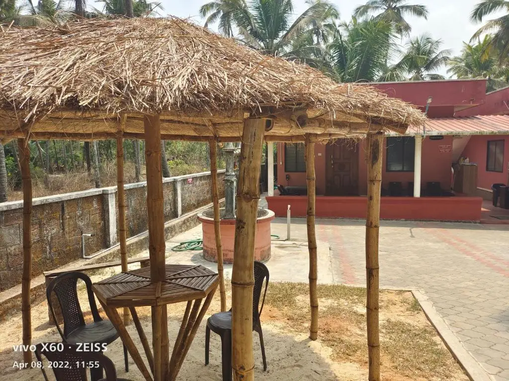 Малпе: HisGrace BEACH COTTAGES - Private Beach