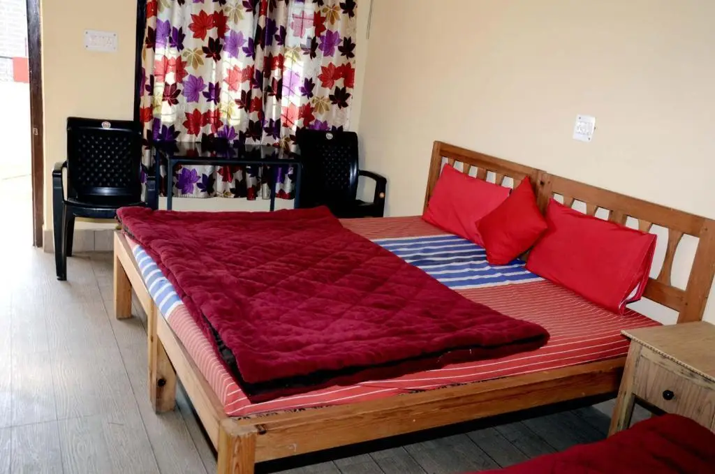 Альмора: Rajveer Guest House