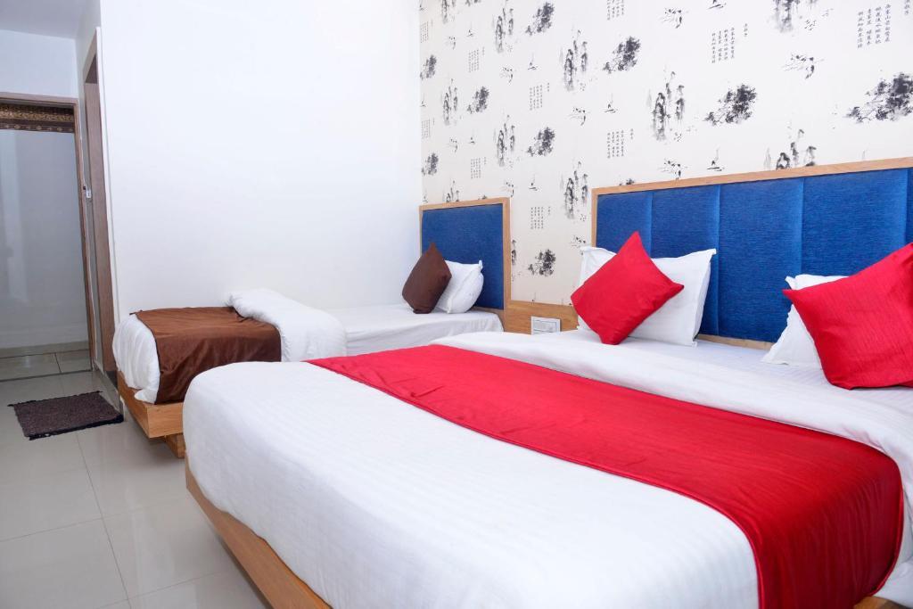 Гандхинагар: Hotel Asopalav