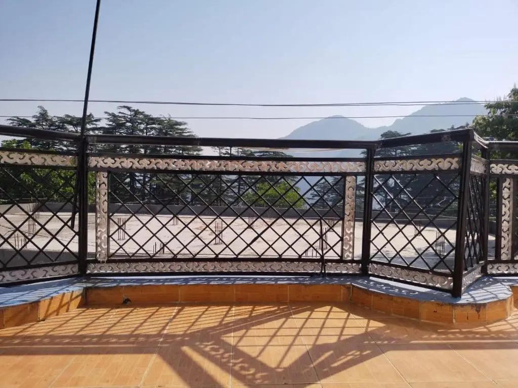 Техри: Vijay Raj Guest House