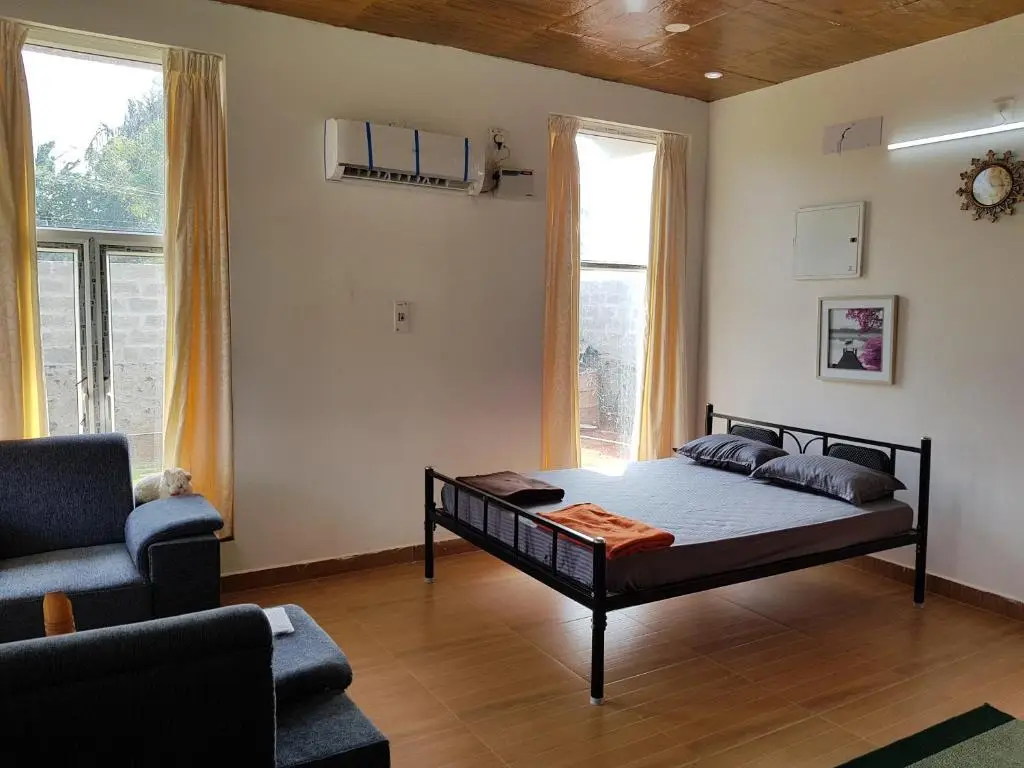 Пудучерри: Waves Beach House