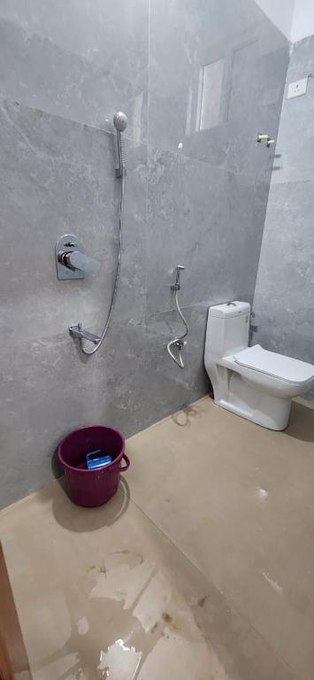 Висакхапатнам: Individual house 500m from beach