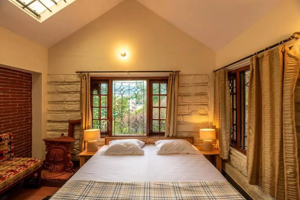 Stargazer's Chalet, 3bhk w picturesque view by Roamhome — фото 1