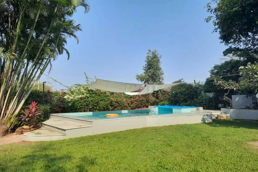 Уттан: Oceanfront, Private Pool Villa, 2 Bed • Uttanbeach