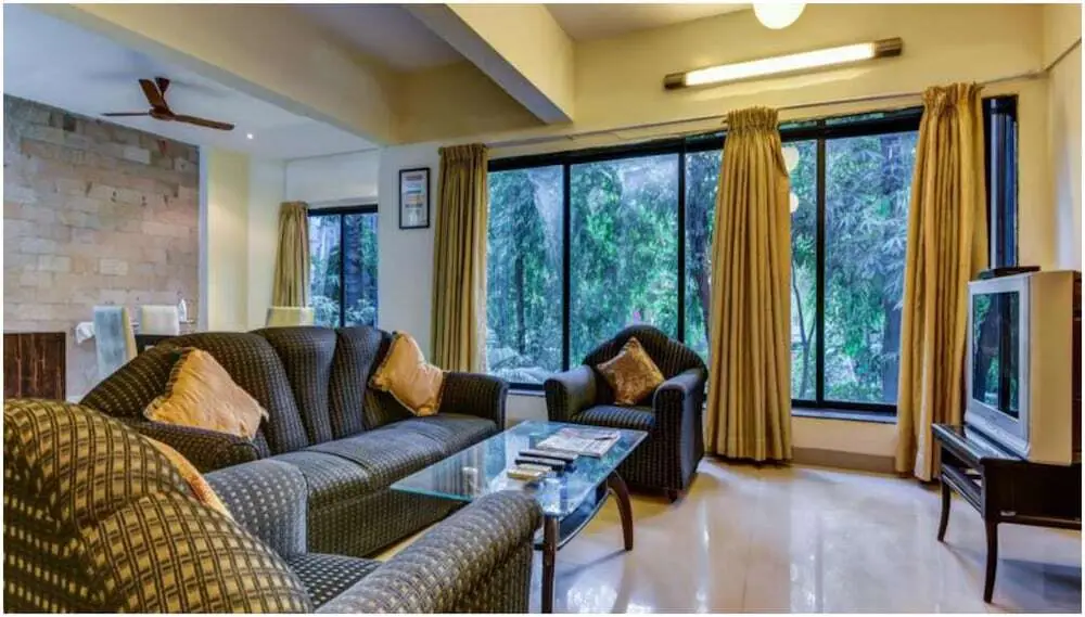Мумбаи: OYO 2080 Apartment near Juhu Beach