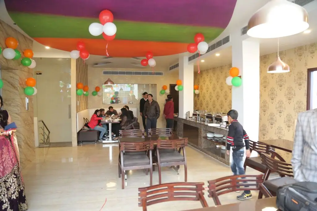 OYO 11507 Sallow Royal Suites — фото 1