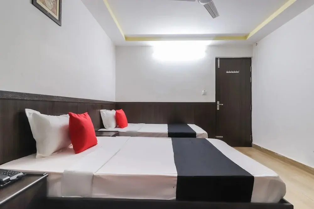 Лакхнау: Fabhotel Ps Grand