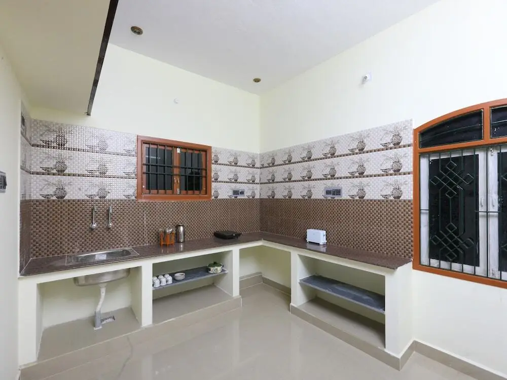 Пудучерри: OYO 10910 Home Spacious 4BHK Near Paradise Beach