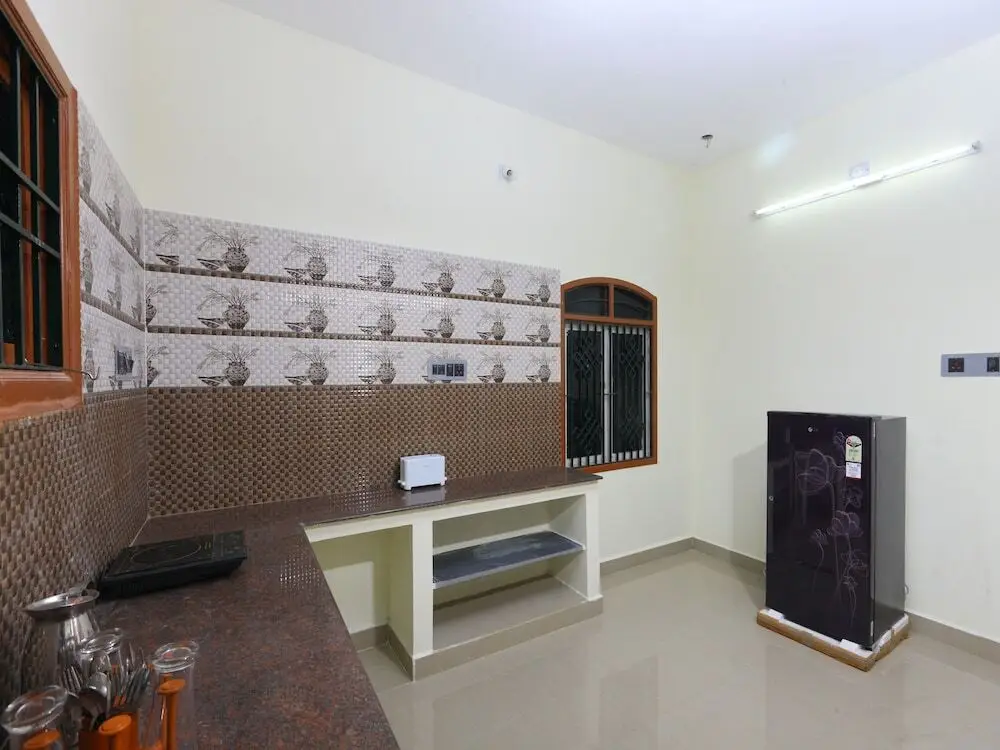 Пудучерри: OYO 10910 Home Spacious 4BHK Near Paradise Beach