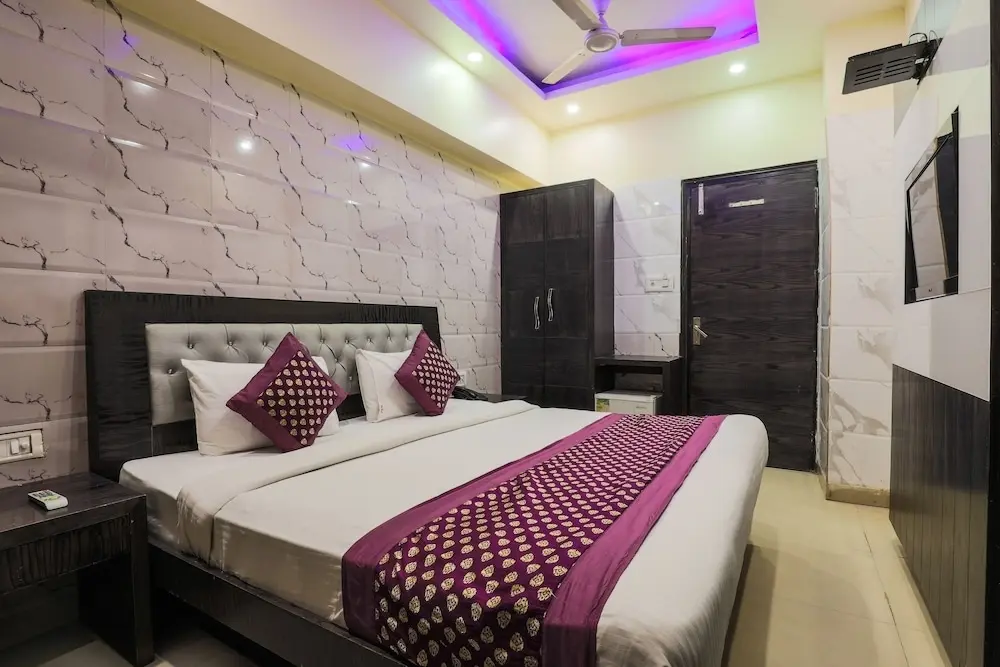 Нью-Дели: Hotel Guruvas Inn