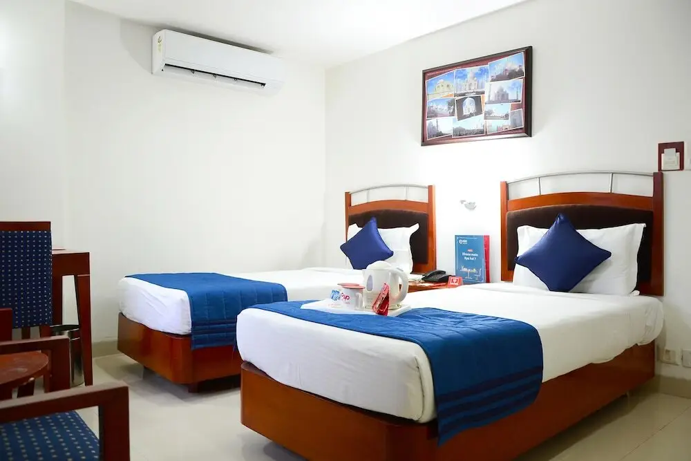 Нью-Дели: OYO 1801 Hotel Divine Inn