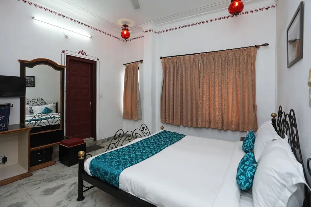 Удаипур: OYO 3942 Hotel Baba Palace