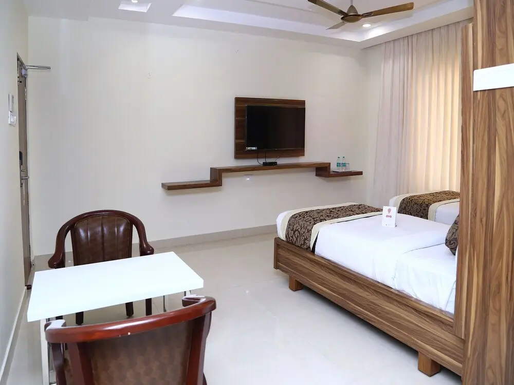 Гунтур: Ostin Viceroy Grand