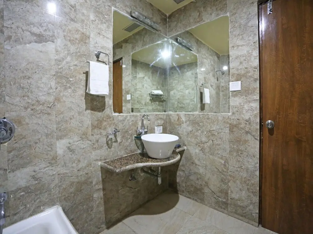 Шринагар: OYO 6409 Hotel Silver Star