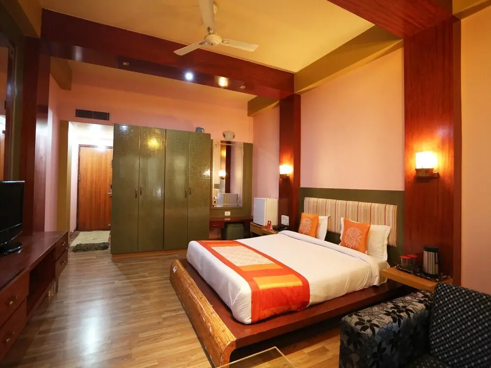 Шринагар: OYO 6409 Hotel Silver Star