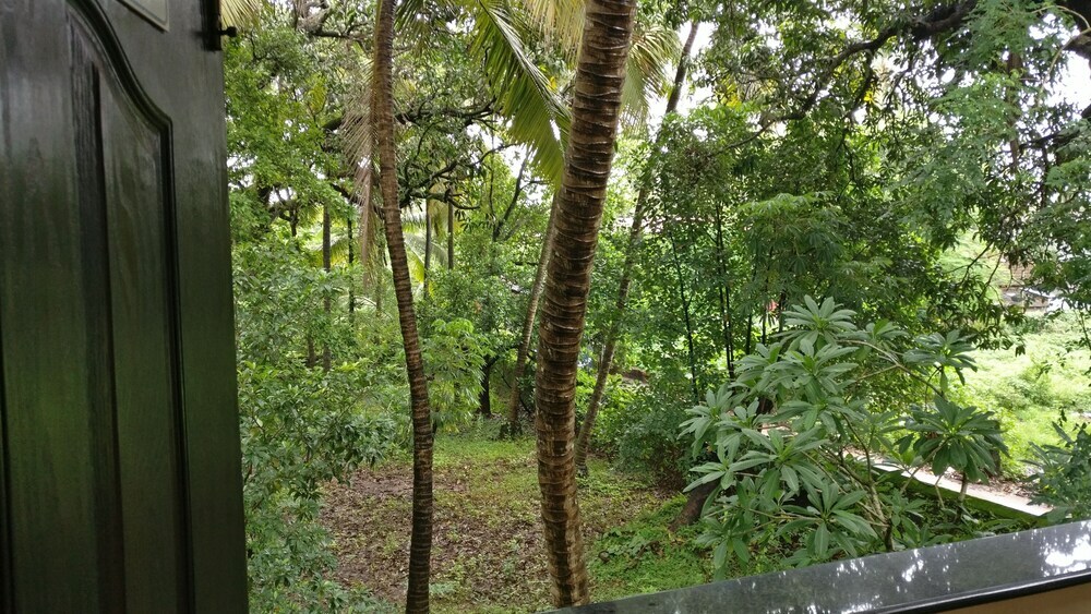 Сиолим: Barefeet Apartments Goa