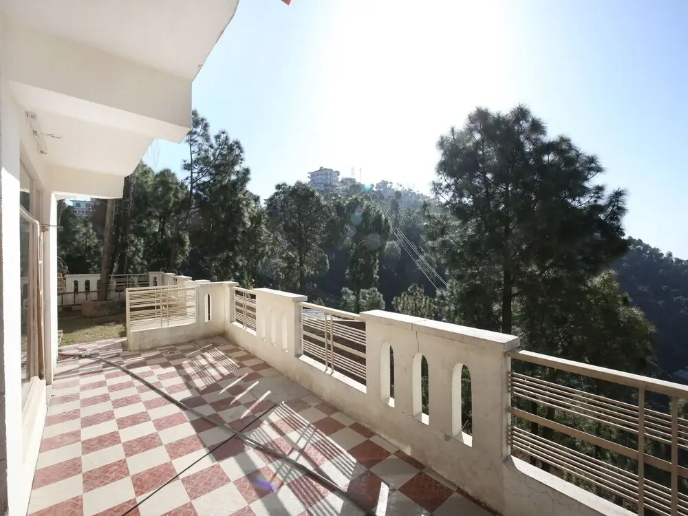 OYO 12267 Home 3BHK Barog View — фото 1
