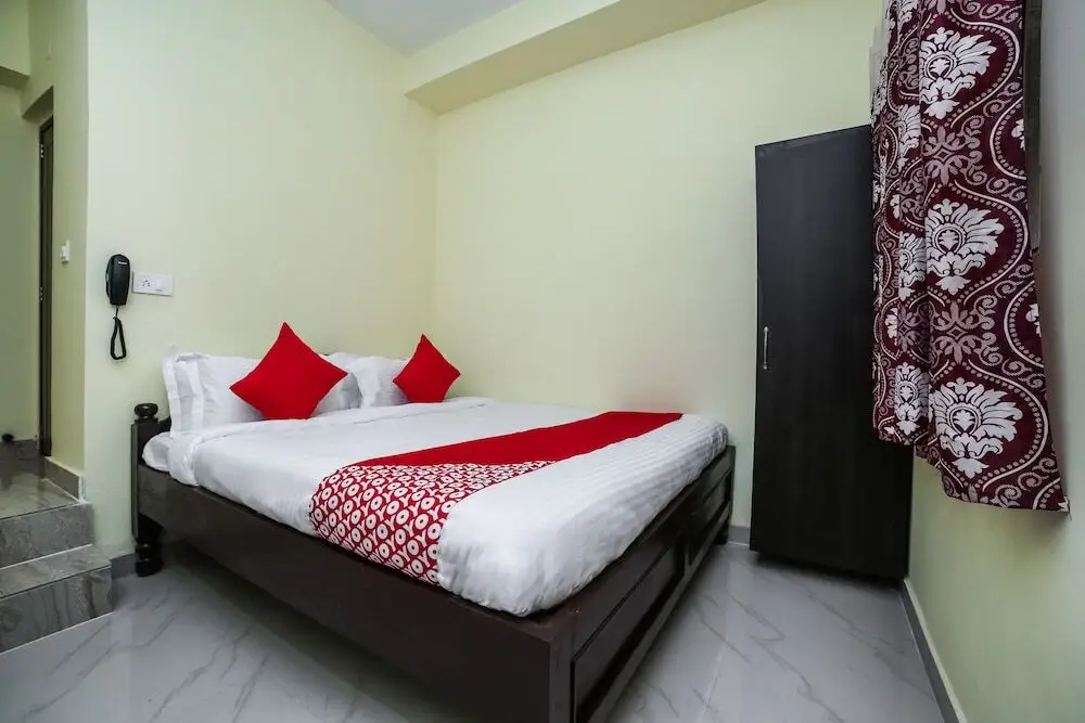 Гувахати: OYO 23682 City Lodge