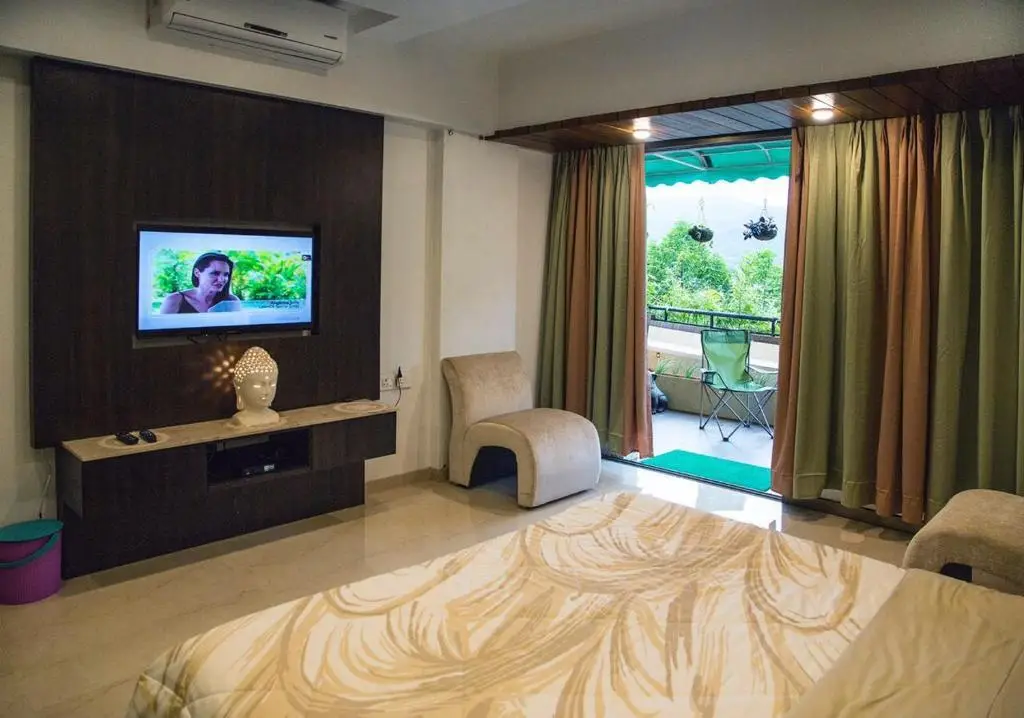 Амби Вэлли Сити: Lavasa Luxury Deck Apartment