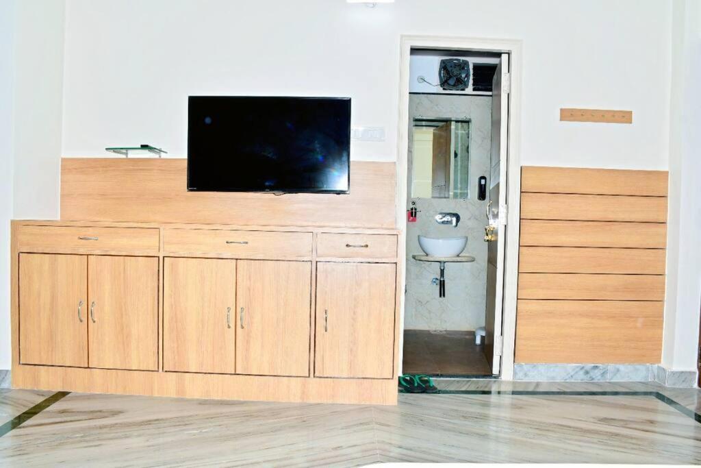 Варанаси: Balaji Homestay - home with free Wi-Fi and parking