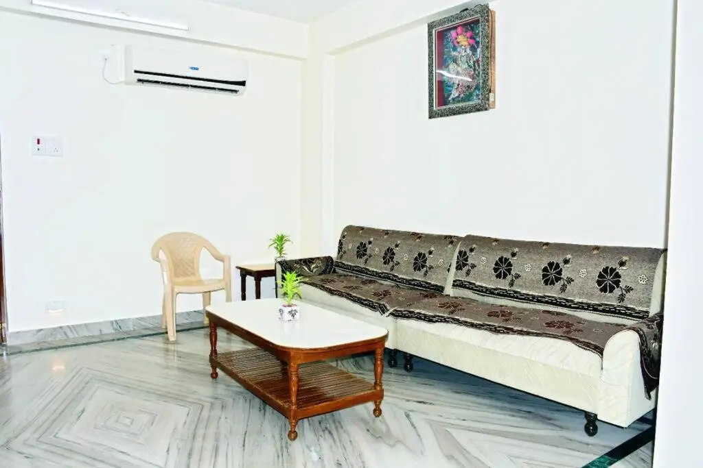 Balaji Homestay - home with free Wi-Fi and parking — фото 1
