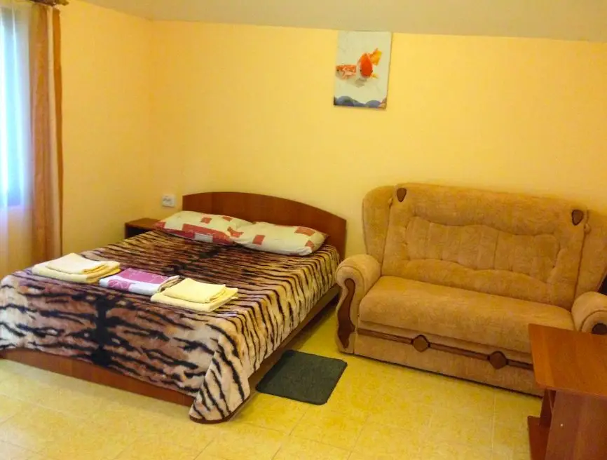 Рыбачье: Arena Guest House