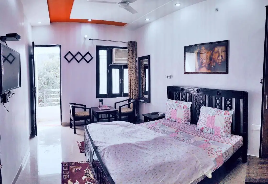 Агра: Agra Homestay, Stay 1KM Walking Distance From Taj Mahal East Gate