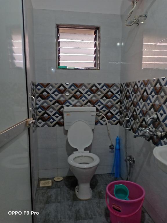 Лонавала: HILL VIEW RESIDENCE ROOM No 4