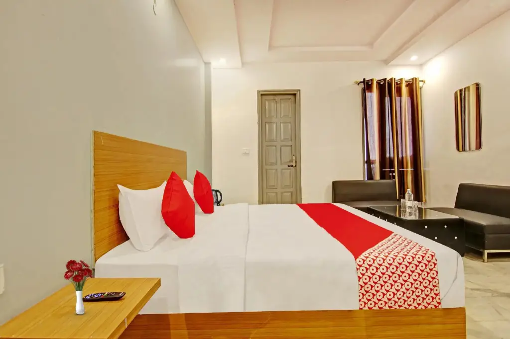 OYO Flagship 80712 Hotel Vaibhav Brand — фото 1