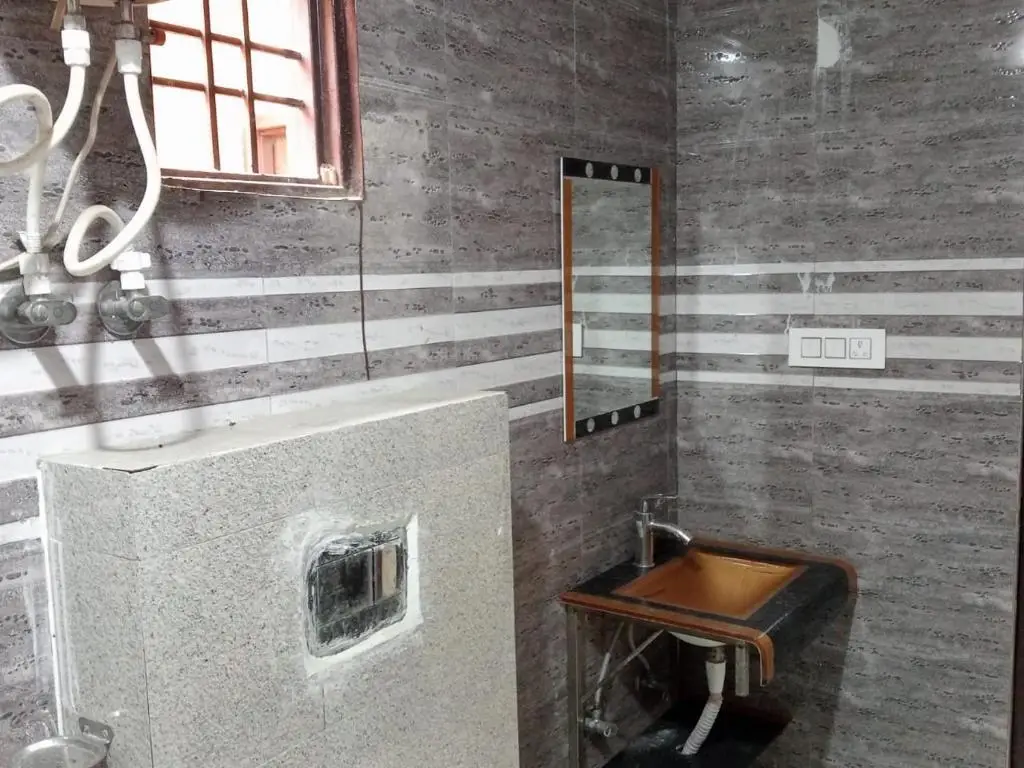Большая Нойда: The YBIN hotel