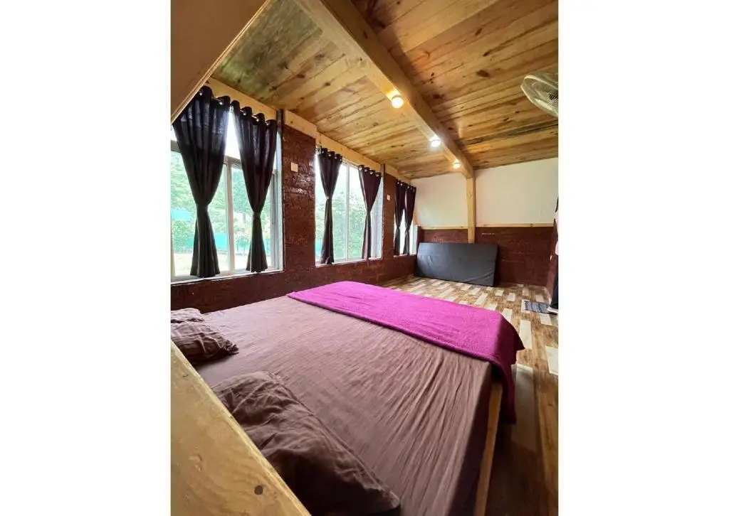 Хандала: villa GOLD 3BHK