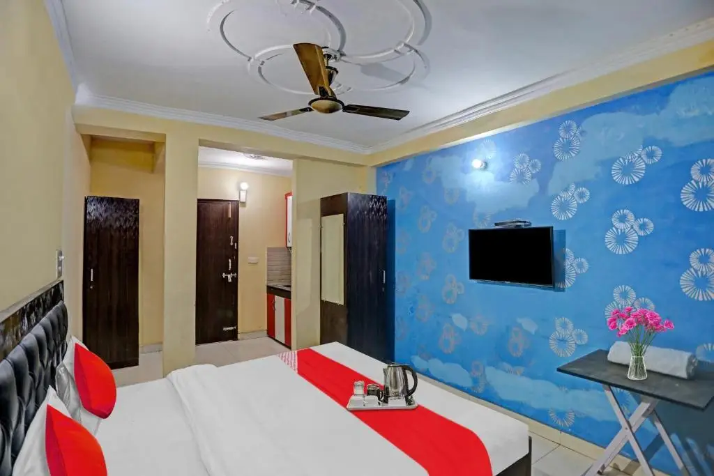 Газиабад: OYO Flagship 70331 Hotel Sharma Inn