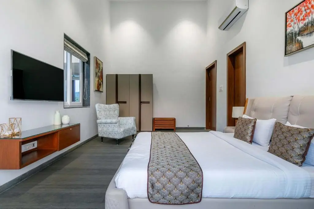 Хандала: StayVista at Villa 123 at Canary Farms - All Meals Included