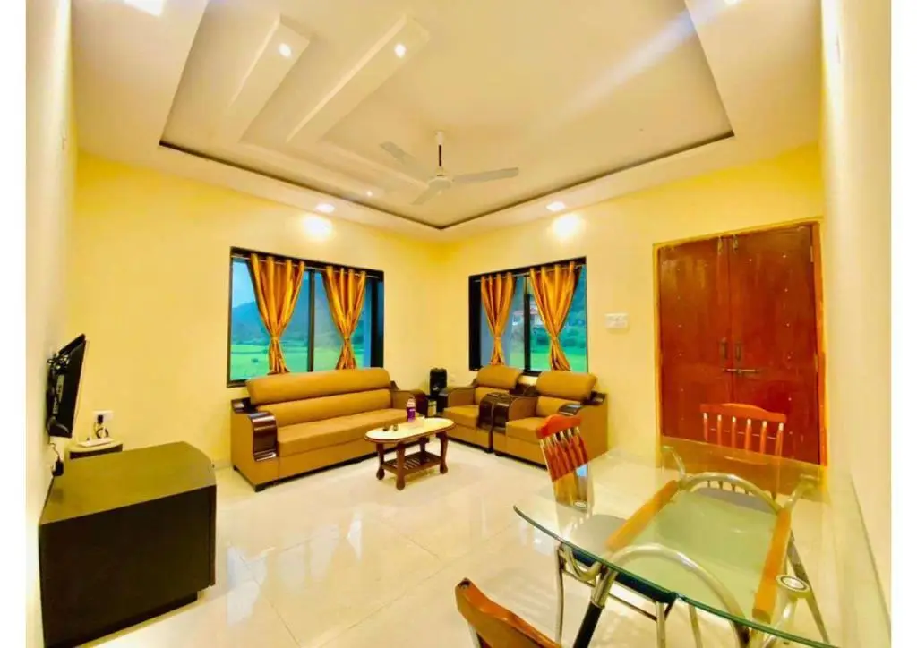 Yellow Lagoon 3BHK — фото 1
