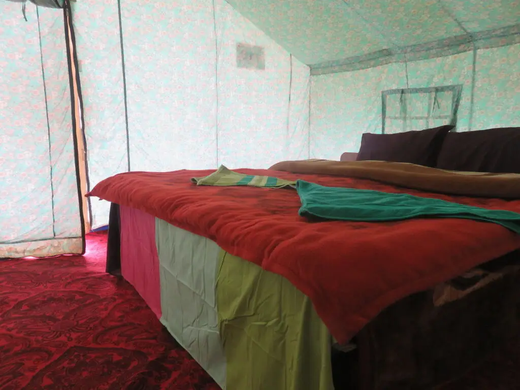 Спангмик: Pangong Retreat Camp