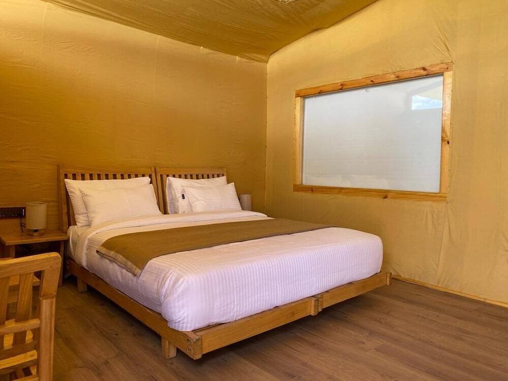 Спангмик: Pangong Retreat Camp