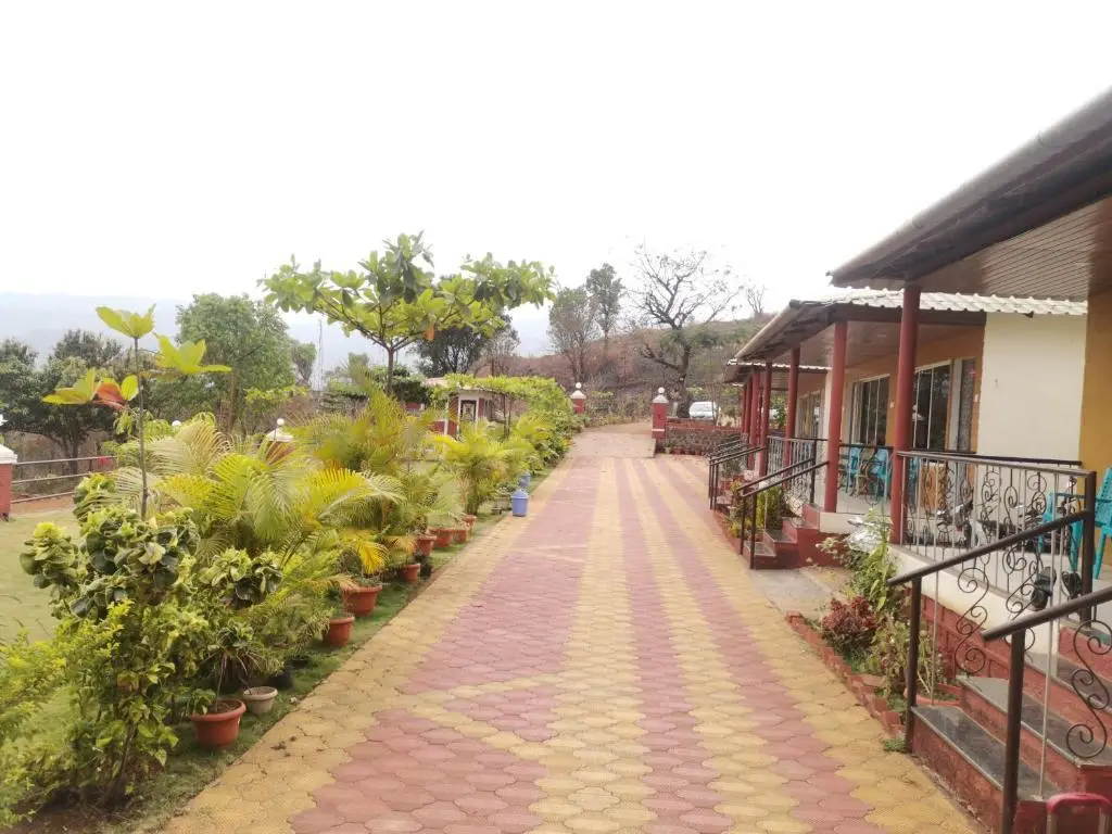 Олд-Махабалешвар: Shivshrushti Agro Tourism & River Camp Tapola