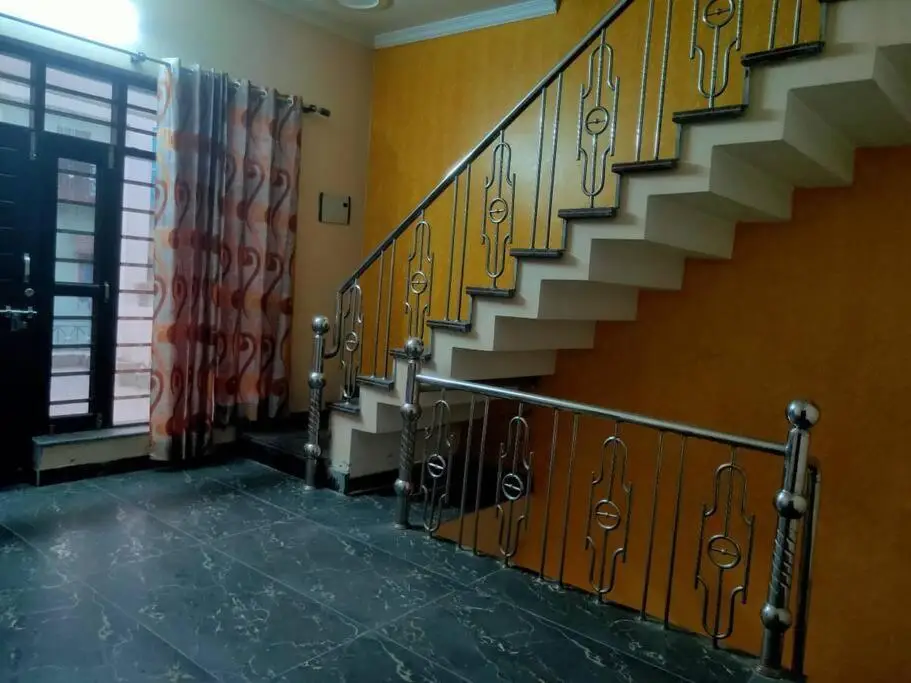 Дехрадун: Cheerful - 3BHK Villa DDN/RKESH/HRDWR near airport