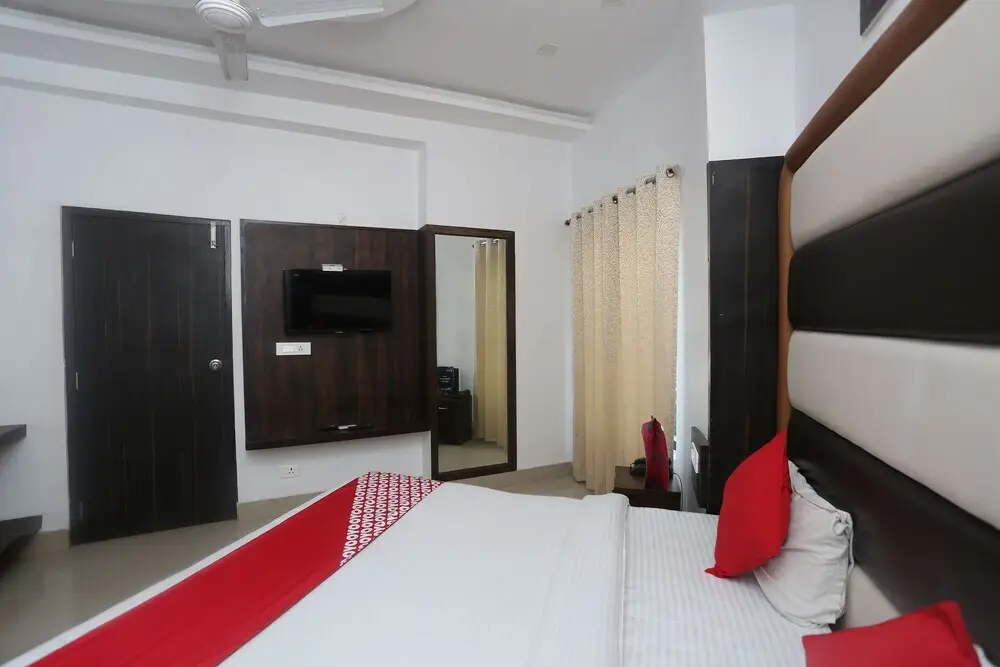 Наинитал: OYO 17290 The Tigers Pug Mark Resort