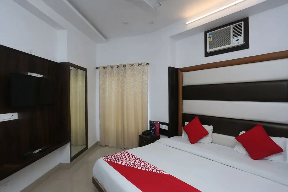 Наинитал: OYO 17290 The Tigers Pug Mark Resort
